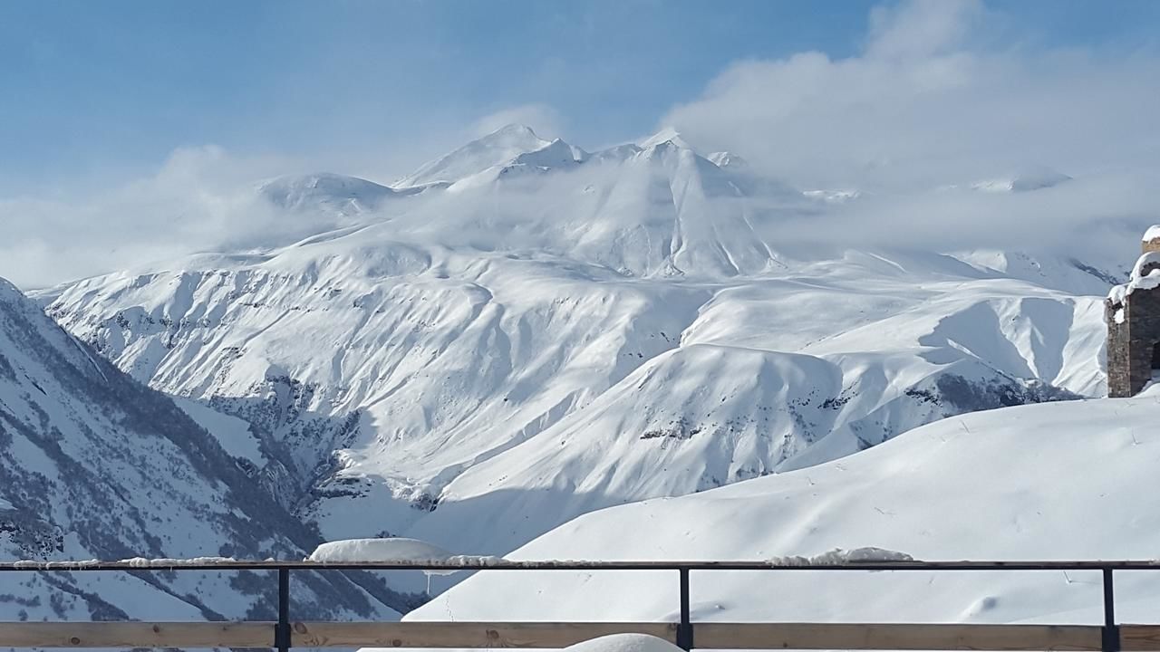 Отель Monte Hotel Гудаури-9